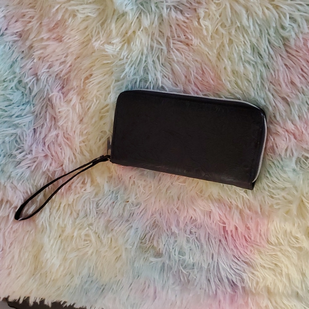 Wrist wallet
